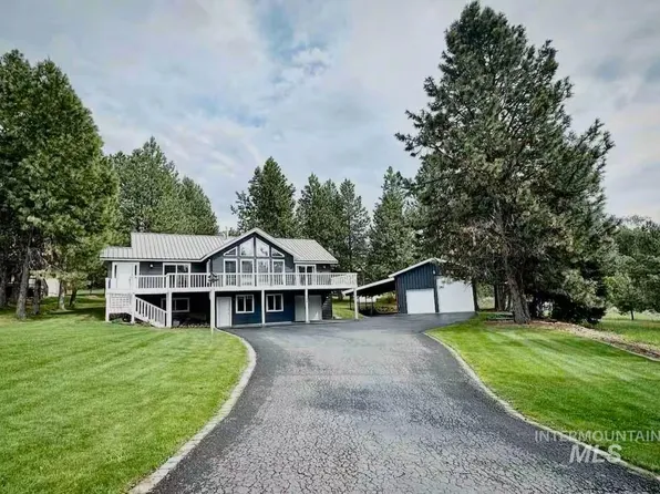 126 Par Dr, Cascade, ID 83611