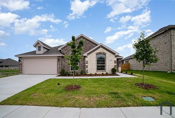 256 Giddings Trl