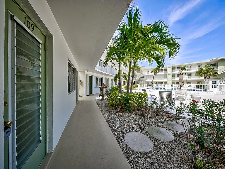 3600 N Ocean Dr #109 — Photo 2