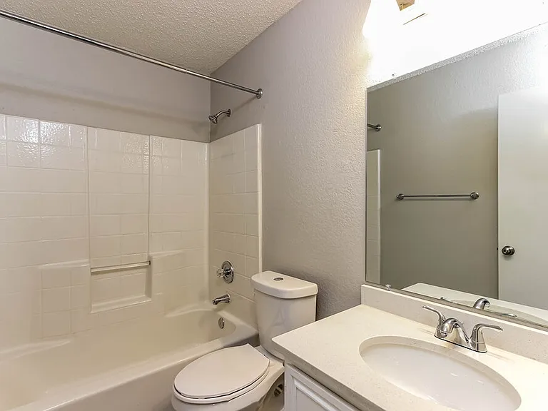 2009 Creek Royal Dr — Photo 15