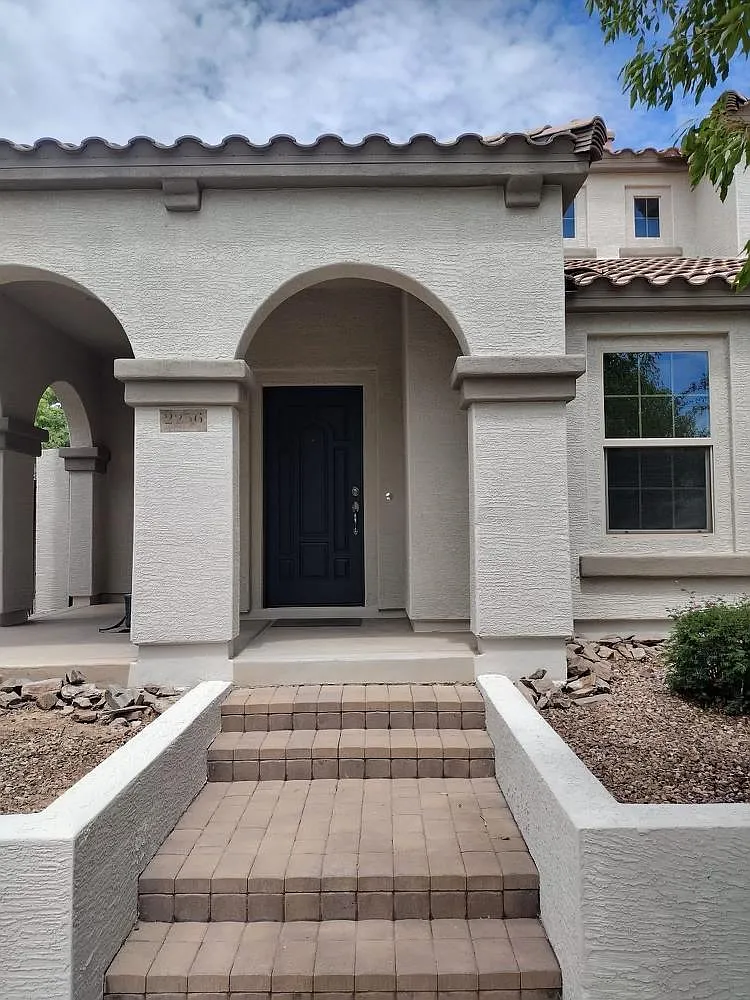 3 bed, 2.5 bath, 1488 sqft, $2,195 — Photo 2