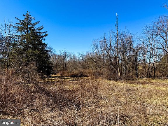 4th image of 728 Piketown Rd