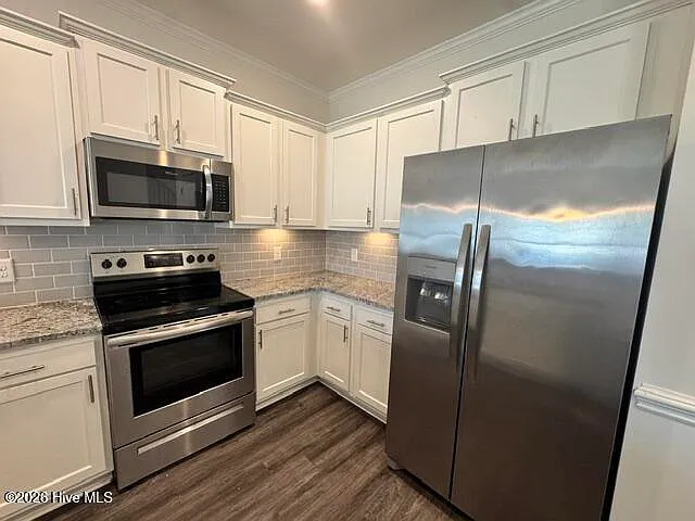 3404 Richter Way #B — Photo 6