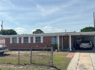 6810 W Burke St, Tampa, FL 33634
