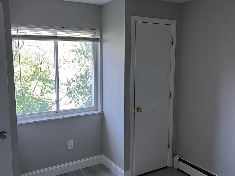 2842 Montana Ave #5 — Photo 8