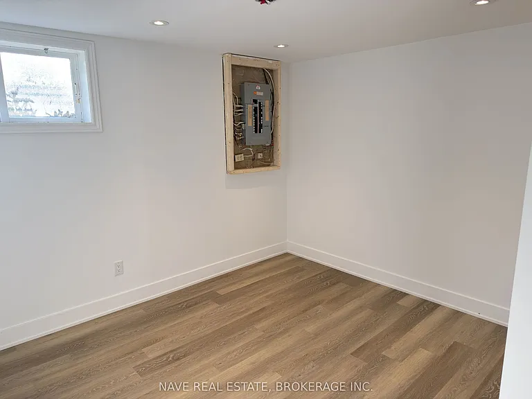 86 Elgin Mills Rd W #BASEMENT — Photo 15