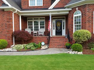 901 Poquoson Xing, Chesapeake, VA 23320