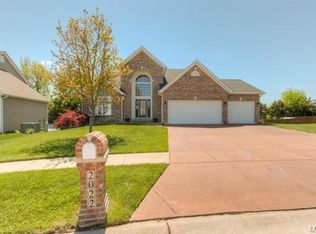 2022 Archway Dr, Wentzville, MO