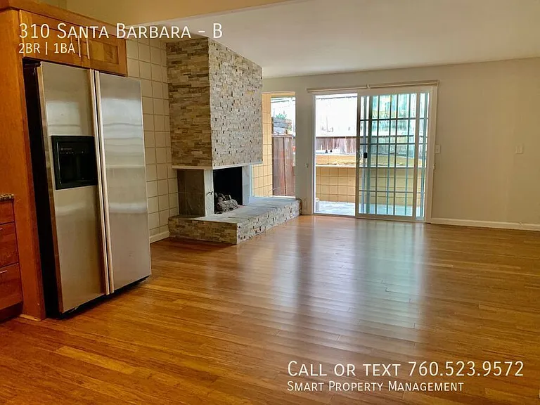 310 Santa Barbara #B — Photo 2