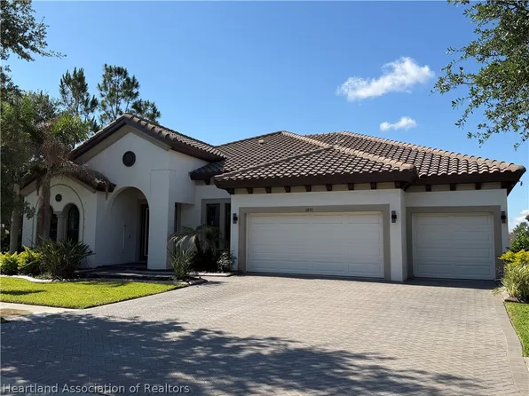 11891 Frost Aster Dr, Riverview, FL 33579