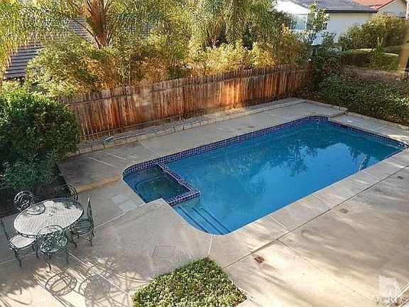 4th image of 2957 E Sierra Dr