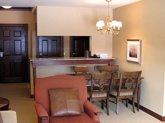 2nd image of 101 Osthoff Ave #314