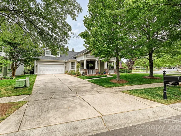 1000 Millbank Dr, Matthews, NC 28104