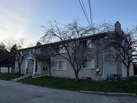 3rd image of 510 Montrose Ave APT 8