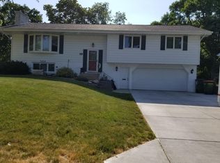 3520 Chelmsford Rd NE, Minneapolis, MN 55418