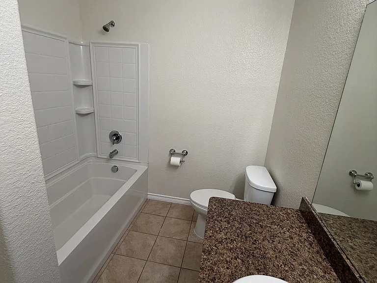 1101 Northampton St — Photo 17