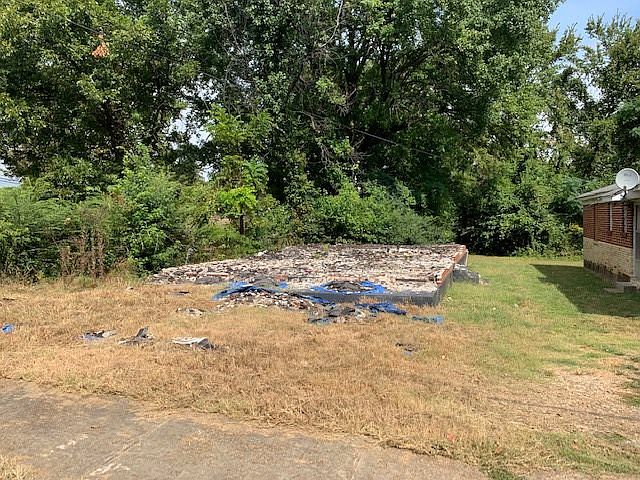 2nd image of 1444-1446 Ethlyn Ave Lot 117AND-W