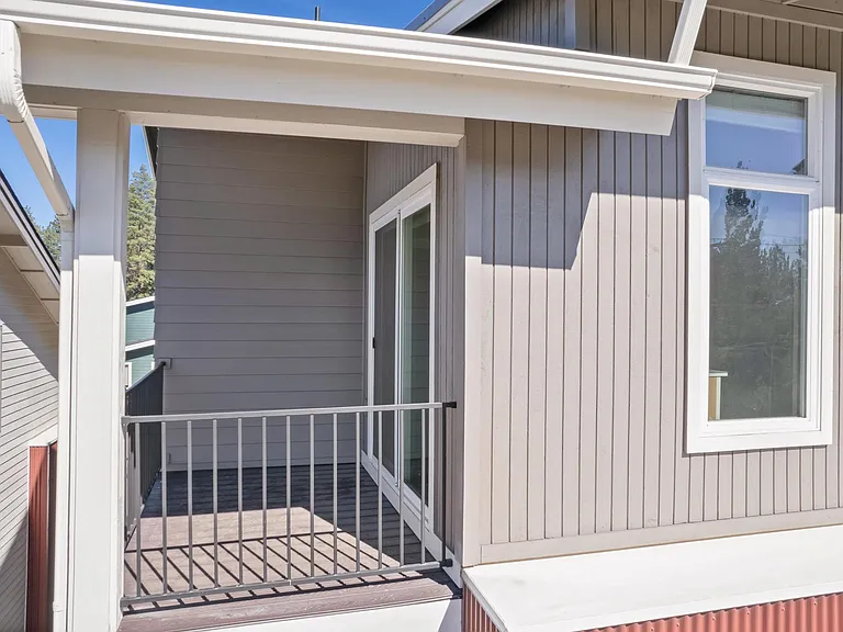 61570 SW Blakely Rd — Photo 36
