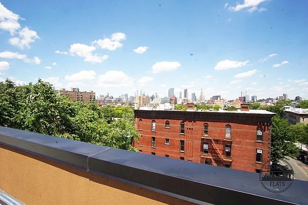 Rented by Lofts and Flats LLC | media 28