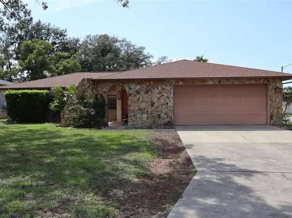 8949 FOREST LAKE DRIVE, PORT RICHEY, FL 34668