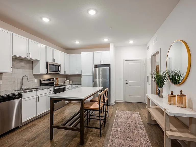 The Clarke at Kendall Town Apartments — Photo 19