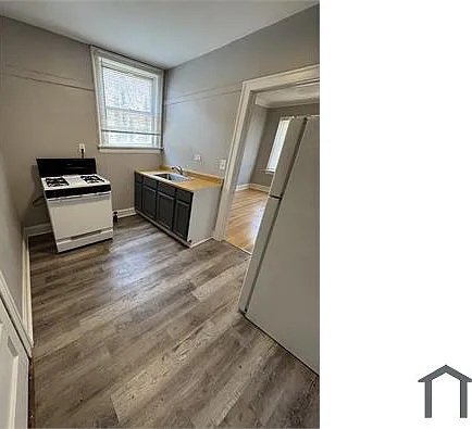 2 bed, $1,800 — Photo 2