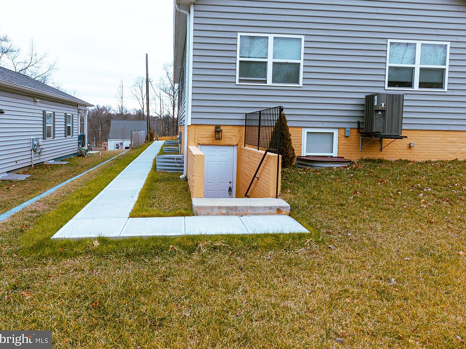 1st image of 5705 Crestwood Pl