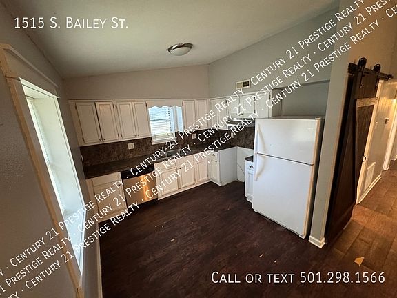 3rd image of 1515 S Bailey St