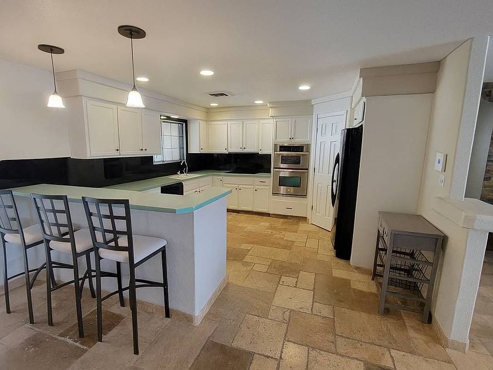 1st image of 2846 Seville Ln