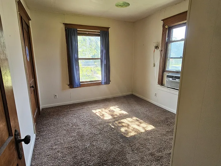 41 S Lakeview Ave — Photo 13