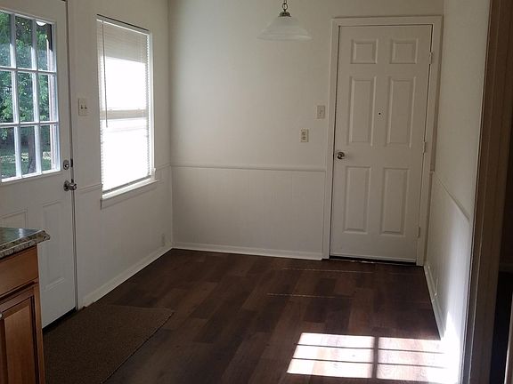5th image of 2801 William Brewster Dr