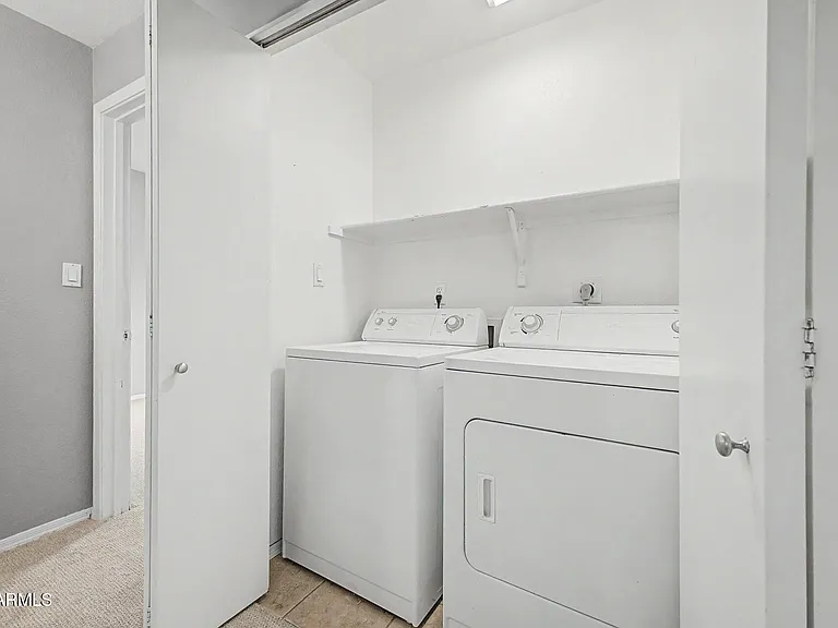 9600 N 96th St #242 — Photo 29