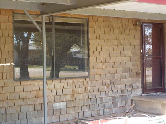 4th image of 607 S Popham St