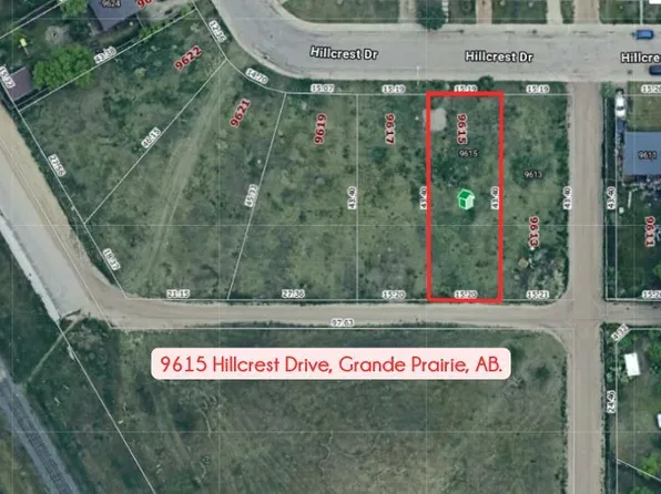 9615 Hillcrest Dr, Grande Prairie, AB T8V 1A6