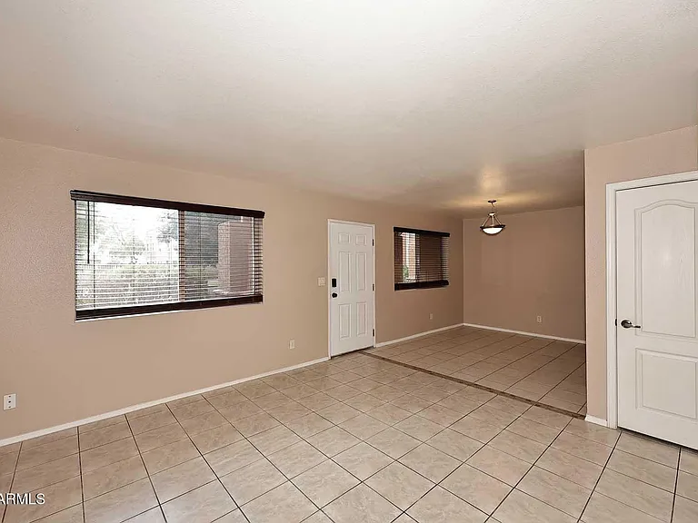 303 N Miller Rd #1007 — Photo 9