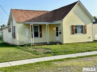 808 W Rich St, Taylorville, IL 62568