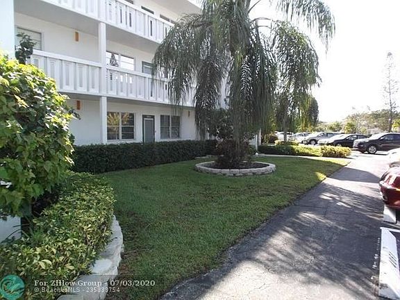 3rd image of 2064 Ventnor Dr #P-2064