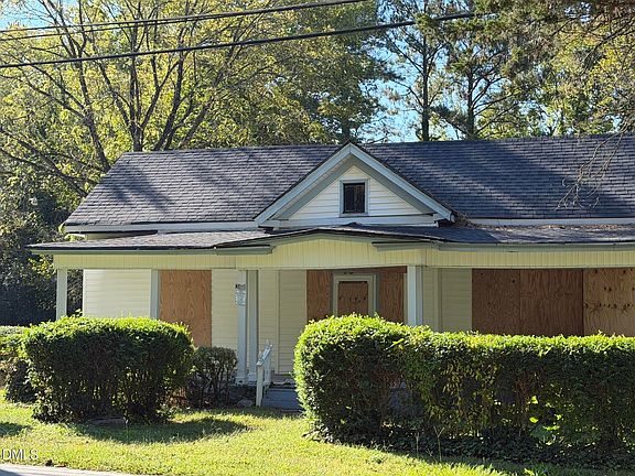 4th image of 340 Henderson St