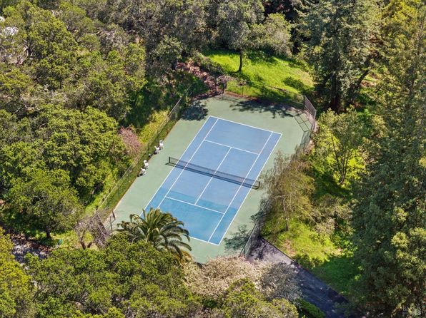 2 Pomeroy Rd, Ross, CA 94957