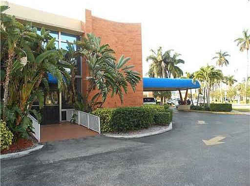 1st image of 26 Diplomat Pkwy #2252