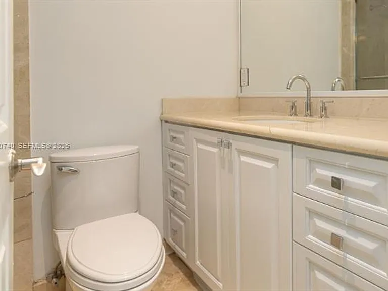 425 N Shore Dr #425 — Photo 26