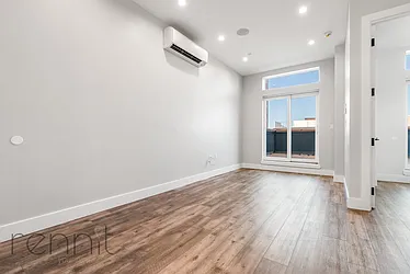 Rented by Rennit Inc.