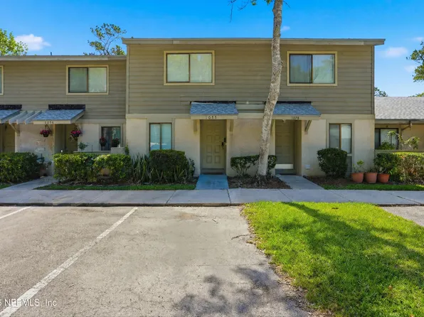 7701 BAYMEADOWS Circle W #1077, Jacksonville, FL 32256