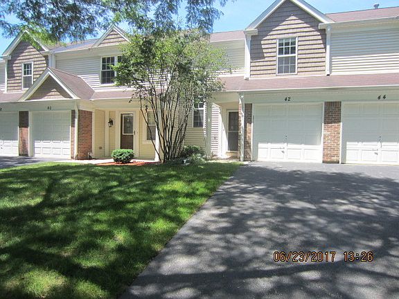2nd image of 42 Carey Ln #42