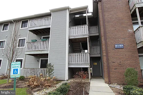 5015 Ravens Crest Dr Photo 1