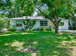 1407 Kent St, Taylor, TX 76574