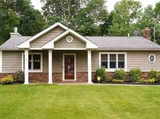 56 Locust Ave, Farmingville, NY 11738