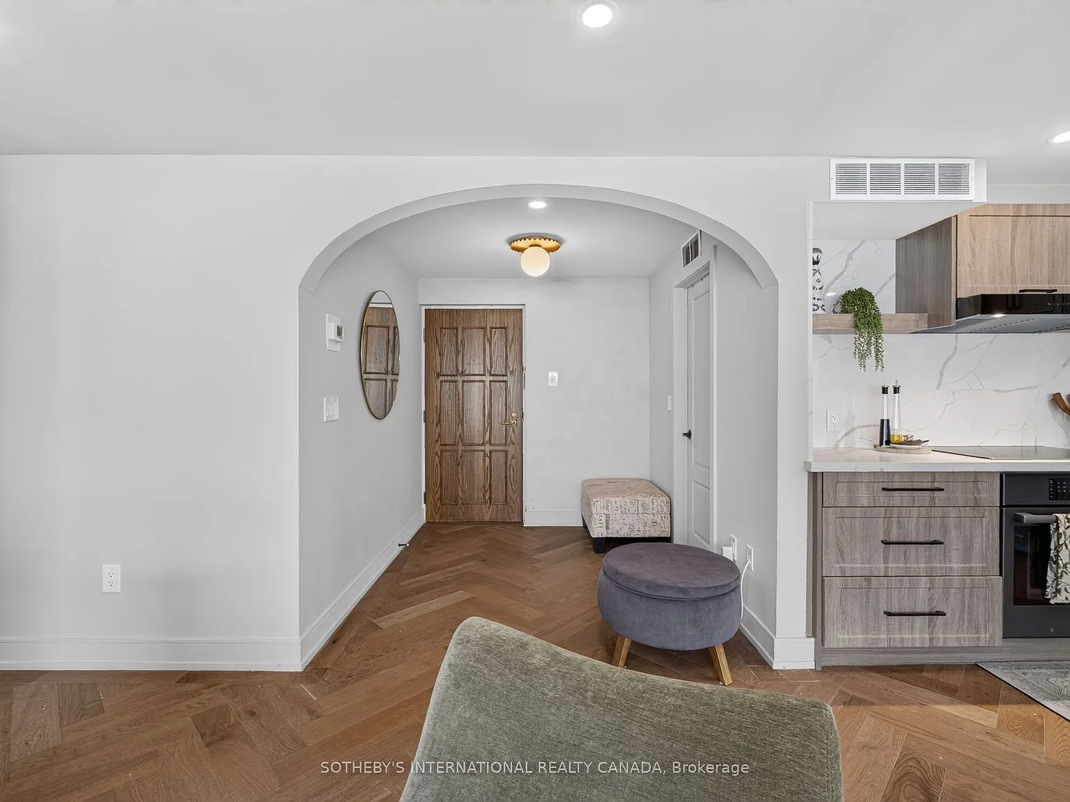 2 bed, $4,500 — Photo 3