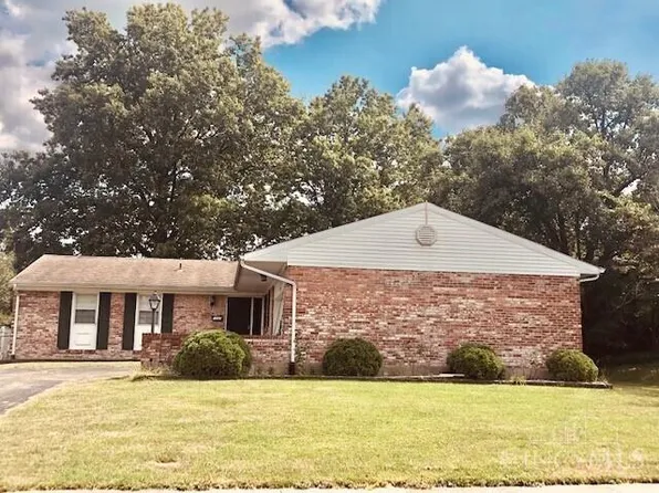 1095 Indra Ct, Cincinnati, OH 45240