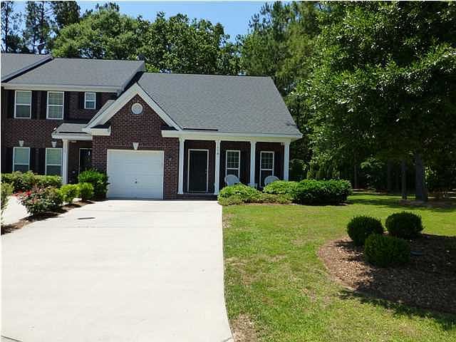 1st image of 110 Venezia Ct